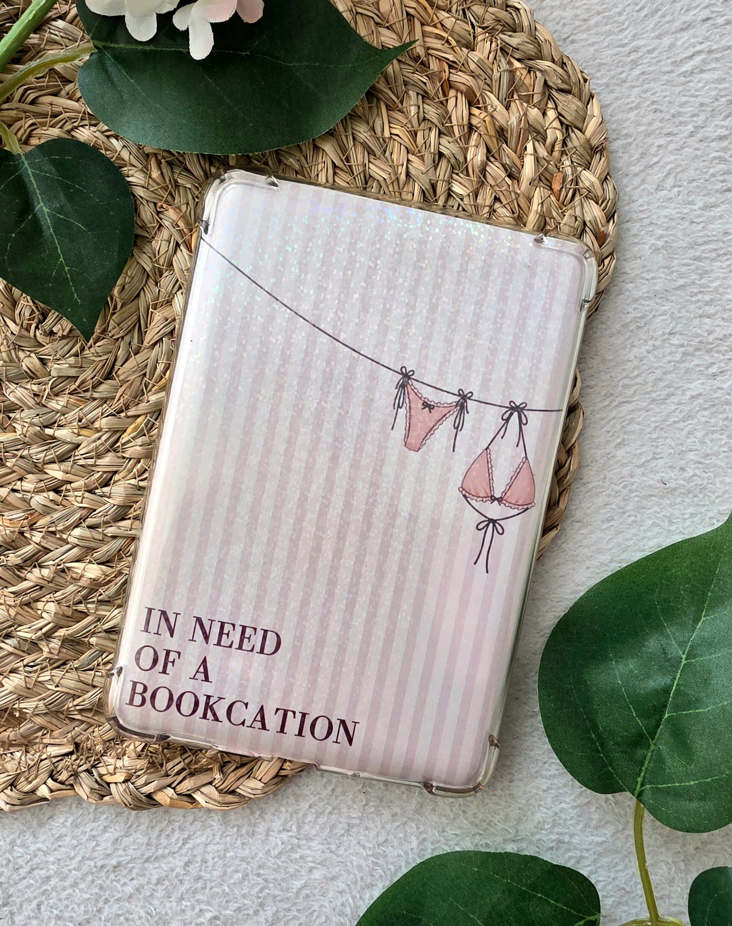 E-reader insert bookcation